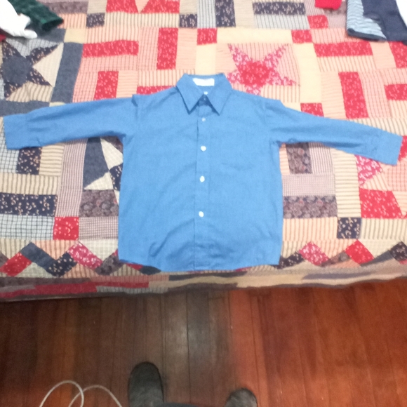 5 item dress shirt bundle for boys, size 4, 5 and 6. - Picture 2 of 5